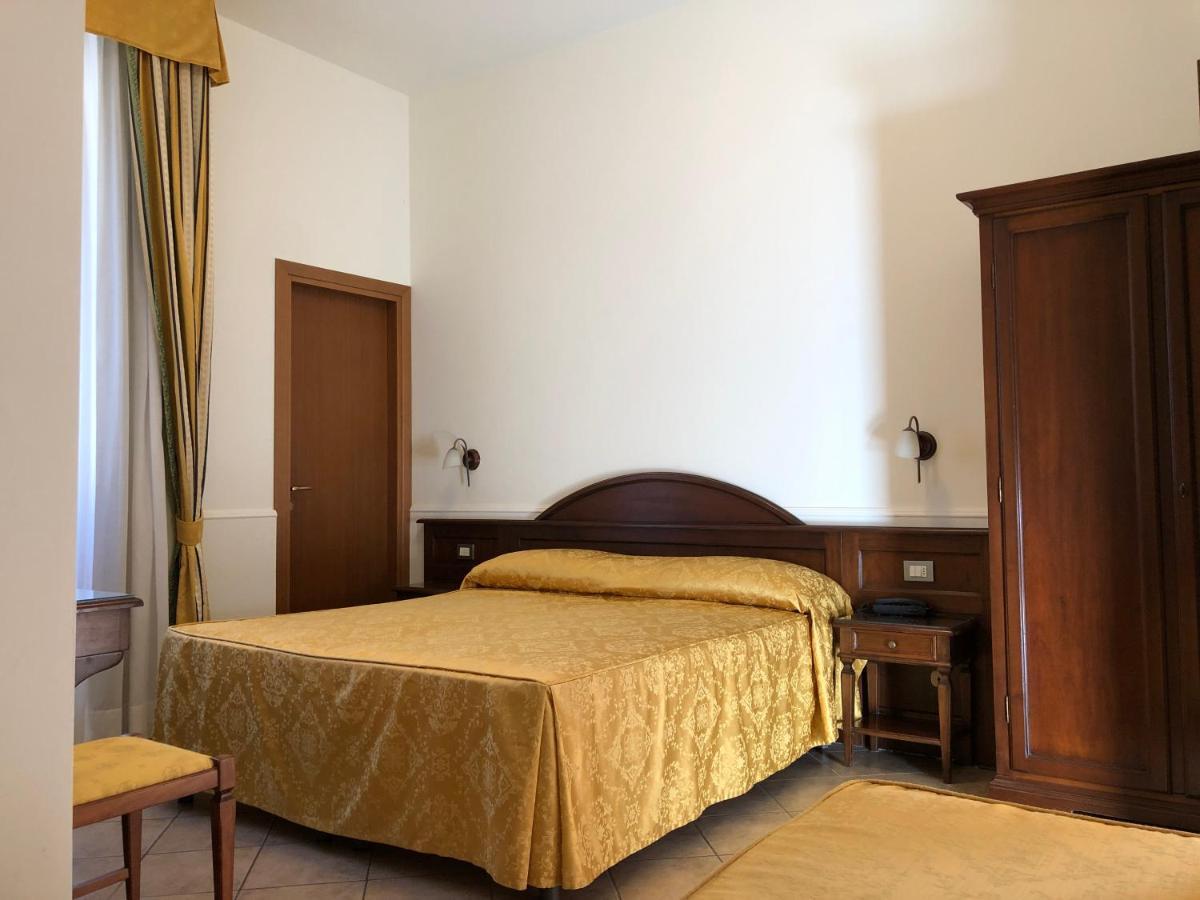 בולסנה Hotel Zodiaco מראה חיצוני תמונה